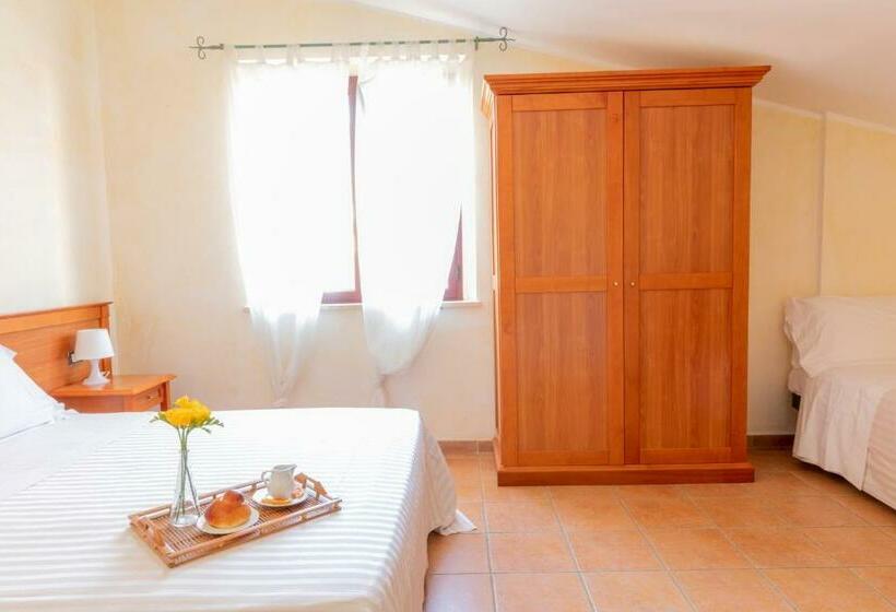 スタンダードトリプルルーム, B&b Puerto Seguro