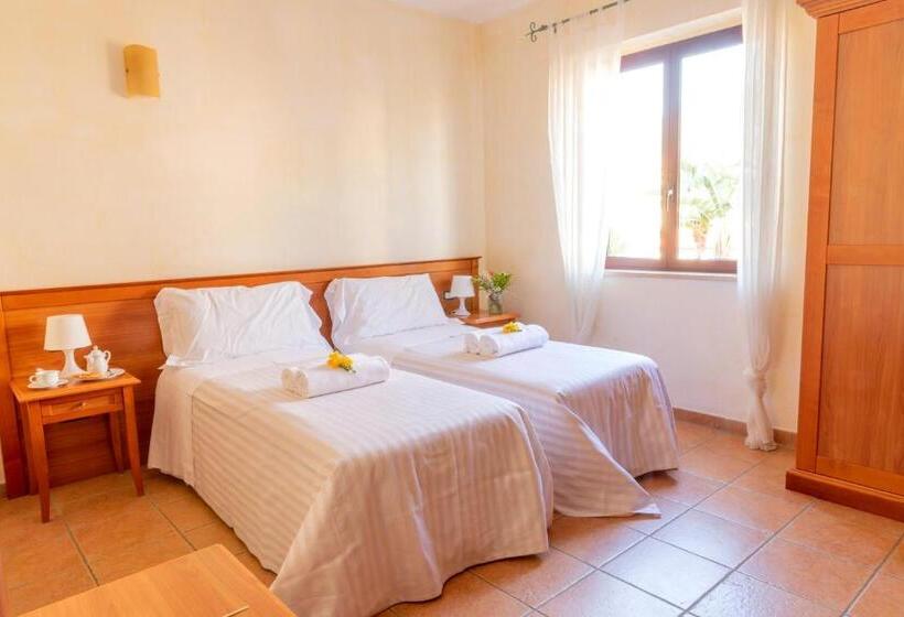 スタンダード４人部屋, B&b Puerto Seguro