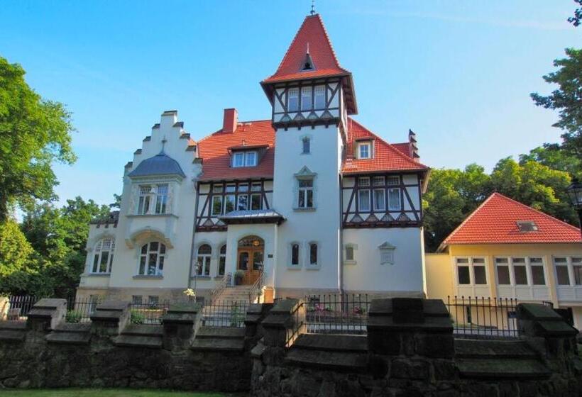 Номер Стандарт, Schlossvilla Derenburg