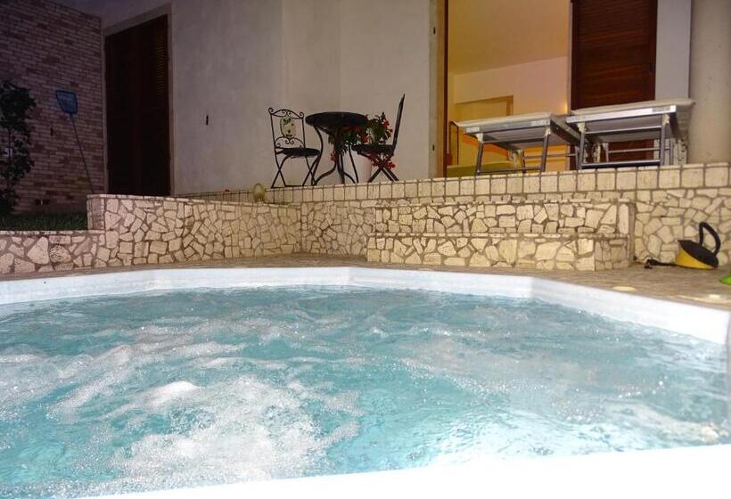 Номер Deluxe с Балконом, Villa Gioia Rooms