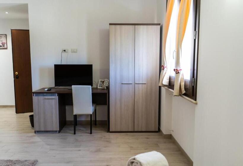 اتاق لوکس چهار تخته, Villa Pollina