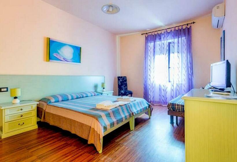 Семейный Номер, Bosa Guest House