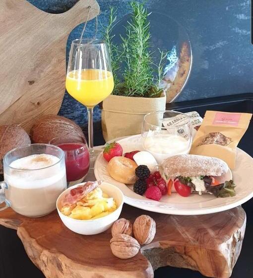スイート, Pension Bakema