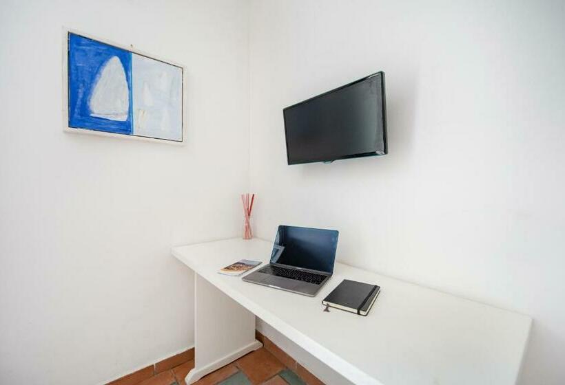Студио Стандарт Кровать Кинг, Le Grand Bleu  Gioia Apartments