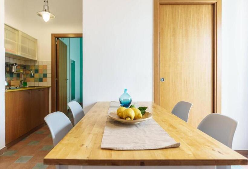 Апартаменты 1 Спальня, Le Grand Bleu  Gioia Apartments