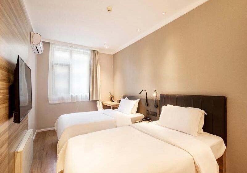 Номер Superior, Hanting Hotel Guiyang Railway Station