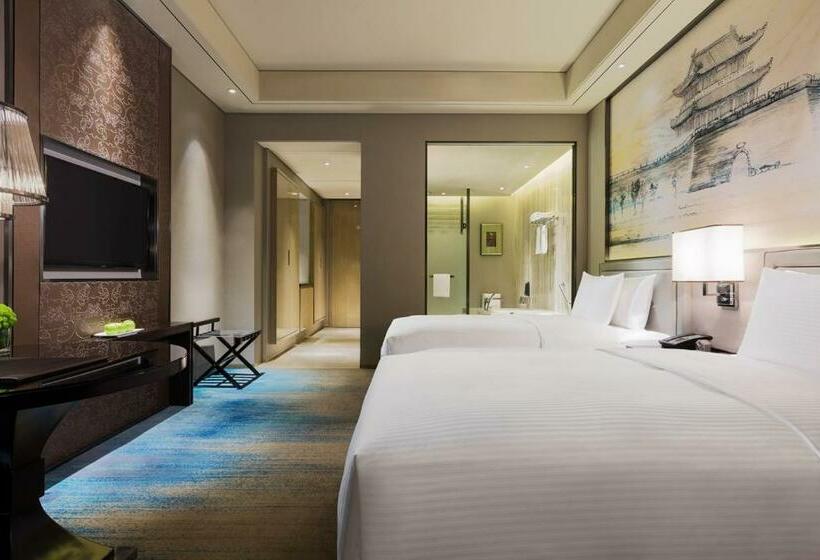 Номер Executive, Wanda Realm Jingzhou