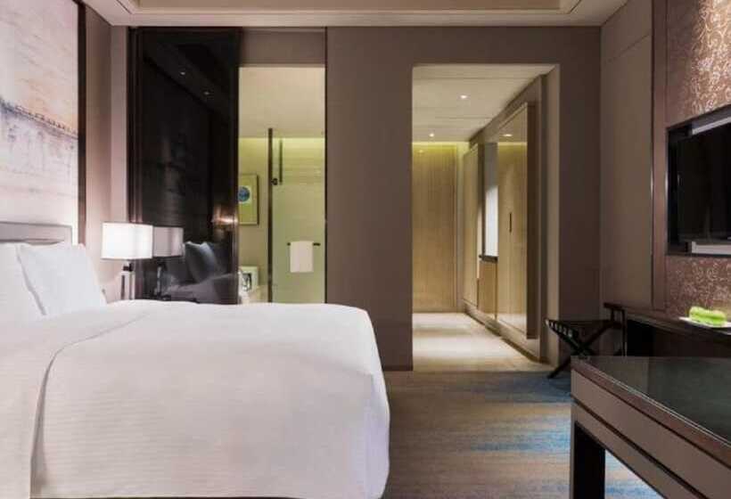 Номер Executive, Wanda Realm Jingzhou