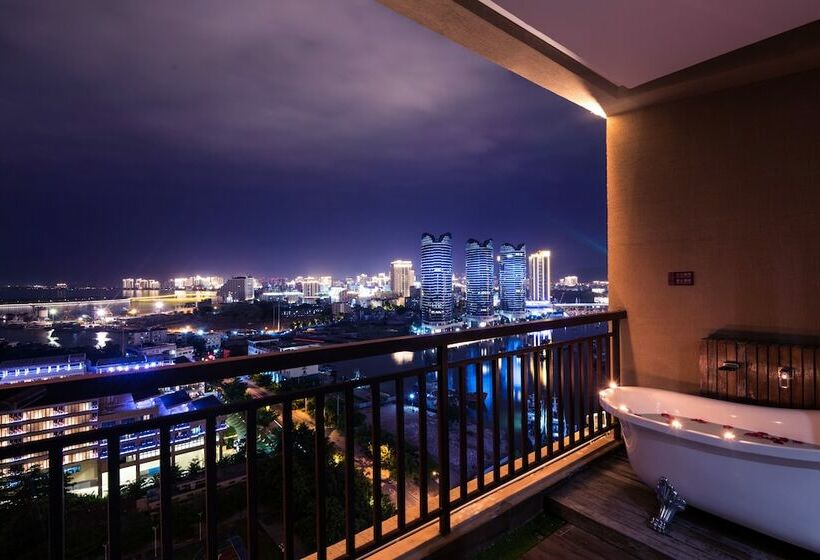 Номер Deluxe Вид на Море, Grand Metro Park Bay