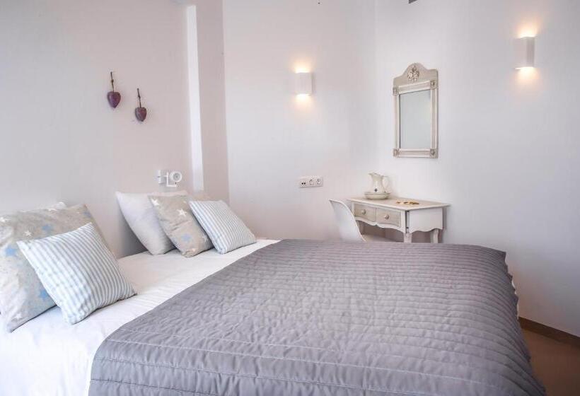 Люкс, Anemomiloi Andros Boutique