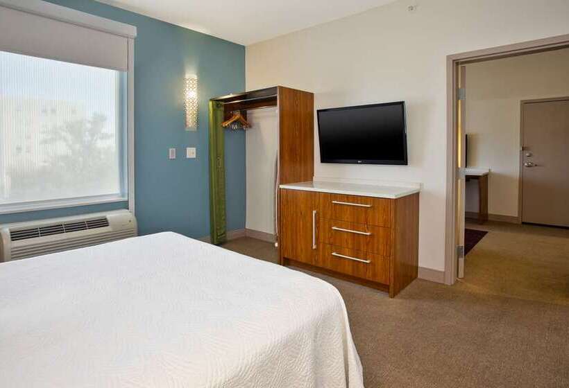Lakosztály, Home2 Suites By Hilton Champaign / Urbana