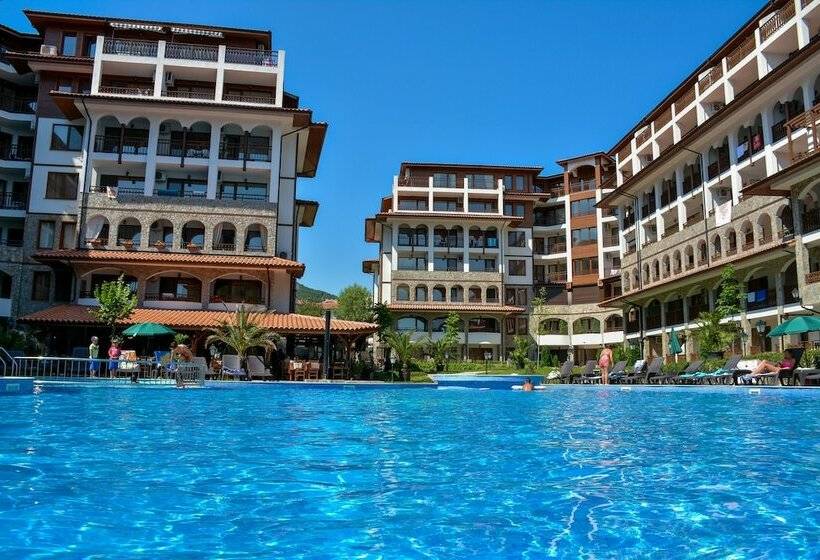 Студио Стандарт Вид на Бассейн, Olymp Apartcomplex