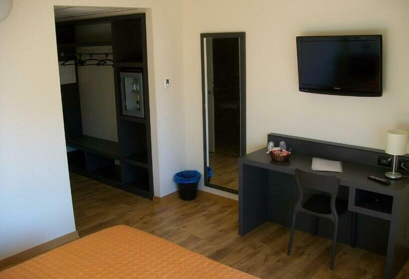 标准间, Motel Giglio