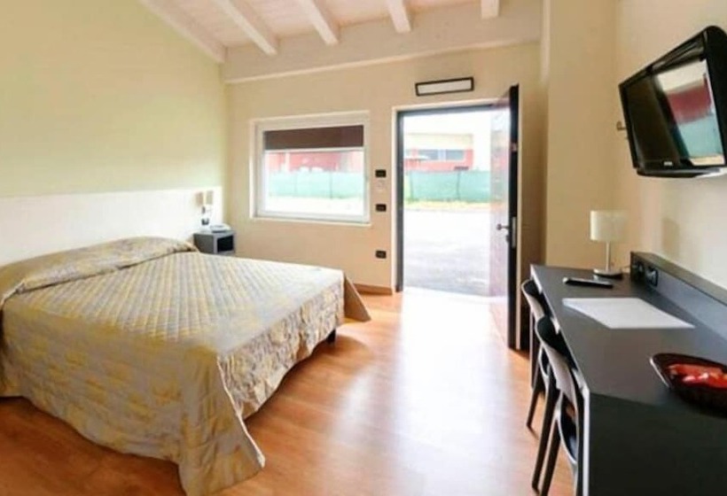 标准间, Motel Giglio