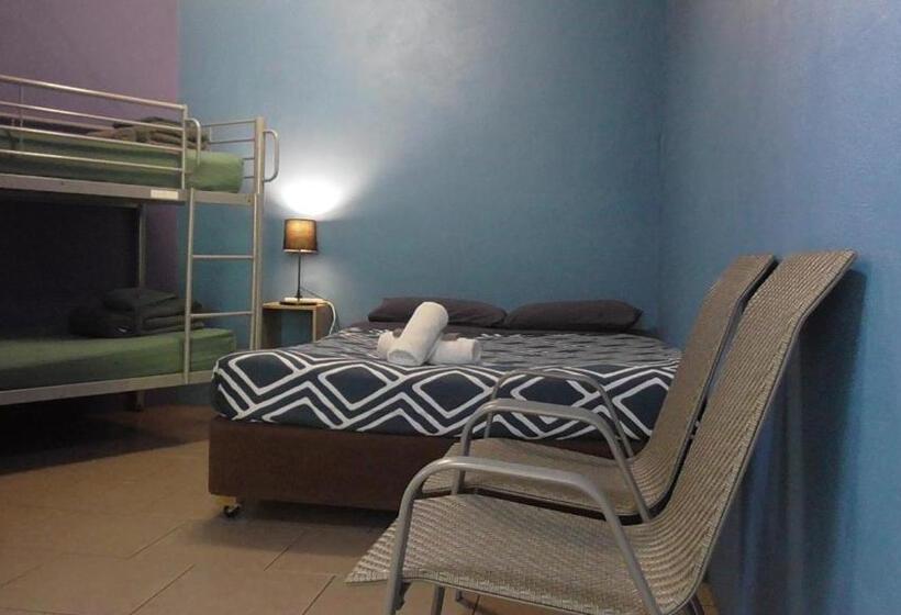 Номер Deluxe, Beachside 1770 Yha