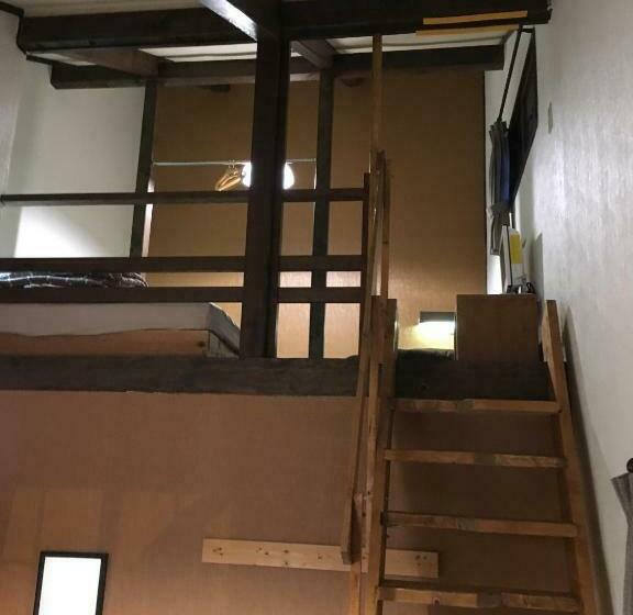 浴室共有スタンダード４人用ルーム, B&b Santana Hakuba