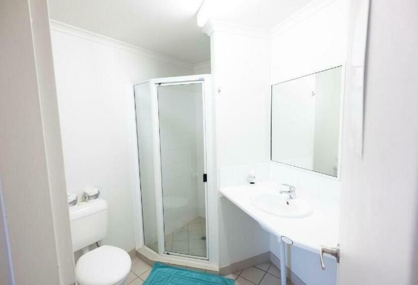 Кровать в Общей Комнате, Beachside 1770 Yha