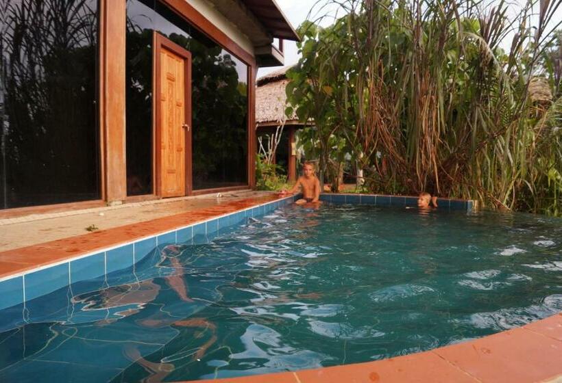 Номер Стандарт Вид на Бассейн, Relax Eco Life Center   Khao Lak