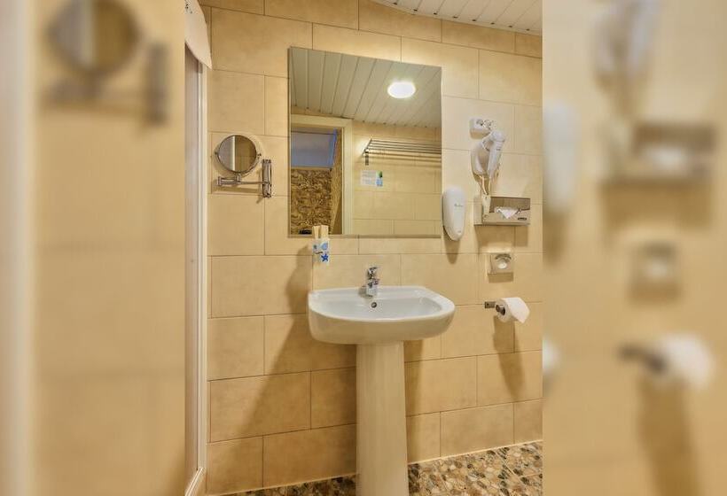חדר סטנדרט, Privilegia