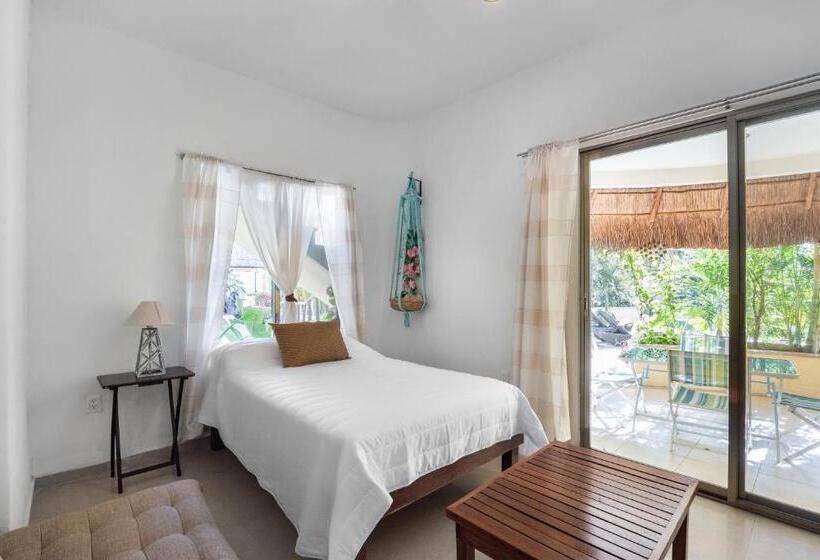 带阳台套房, Villas Akalan