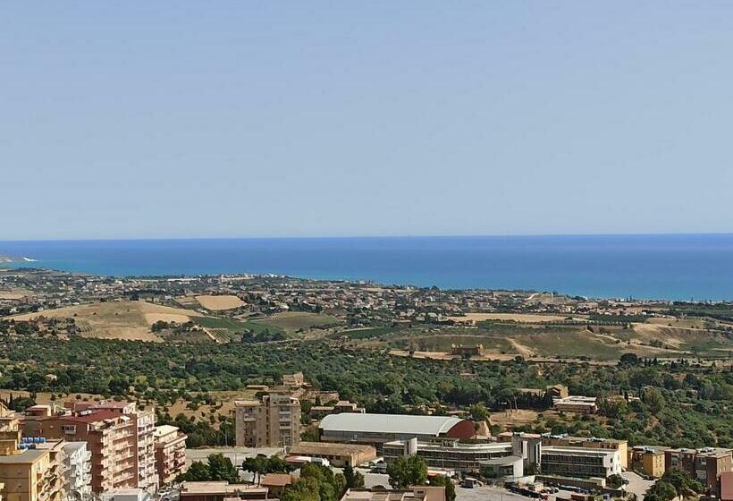 Номер Стандарт с Балконом, B&b Le 4 Stagioni Sul Viale, Belvedere Di Agrigento