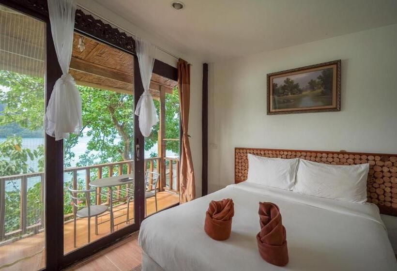 Номер Superior Вид на Море, Phi Phi Cozy Seafront Resort