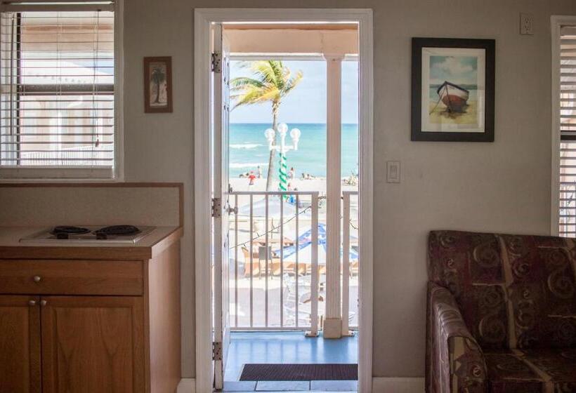 חדר סטנדרט עם מיטת קינג, Riptide Oceanfront