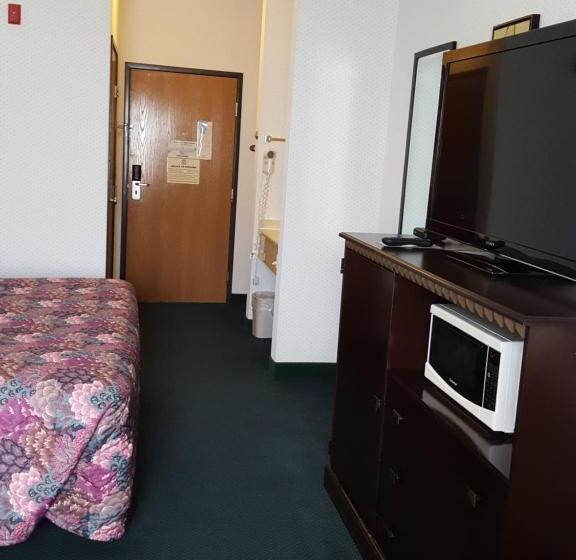 Стандартный Номер Кровать Кинг, Rodeway Inn Urbana Champaign University Area