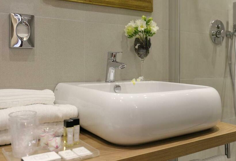 مجموعه ویستا شهر, Antico Centro Suite