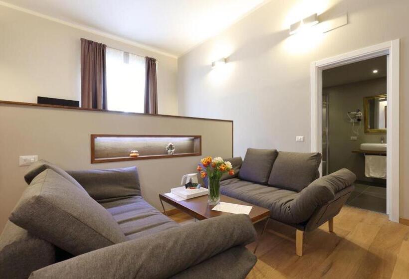 مجموعه ویستا شهر, Antico Centro Suite