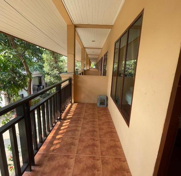 Номер Стандарт с Террасой, Bank Guesthouse