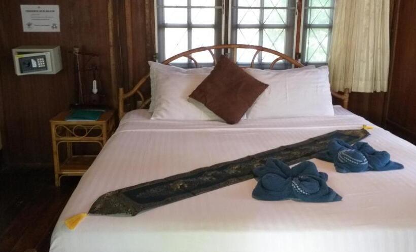 스탠다드 방갈로, Koh Tao Royal Resort