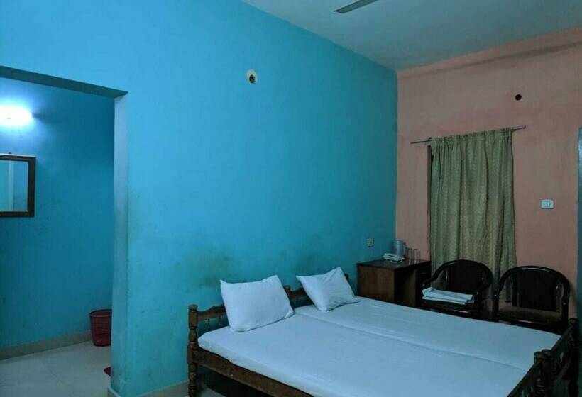디럭스 룸, Rajavalsam Guruvayur