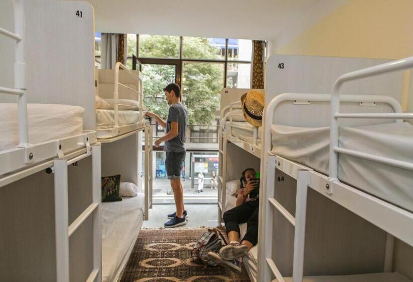 Номер Стандарт Трехместный, Pars Tailor S Hostel