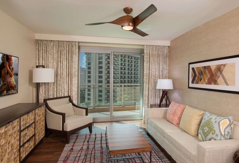 스위트 킹사이즈 침대, Hilton Grand Vac Club The Grand Islander Waikiki Honolulu