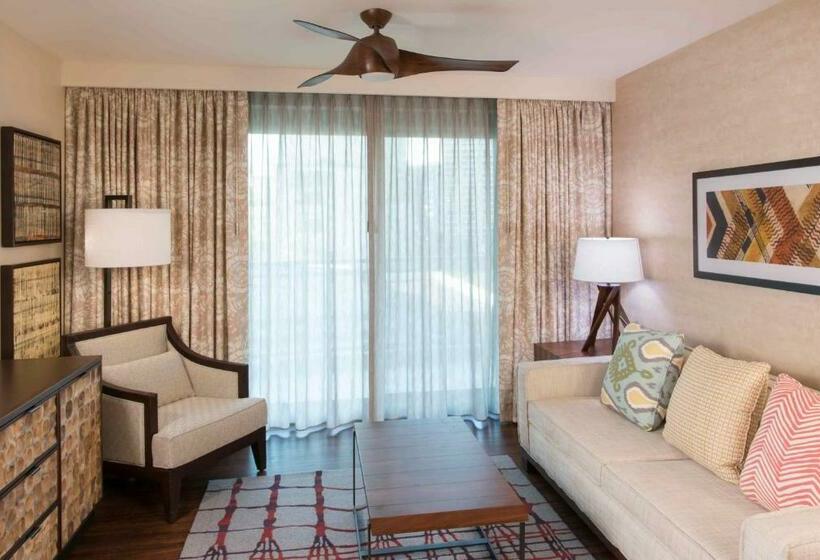 스위트, Hilton Grand Vac Club The Grand Islander Waikiki Honolulu