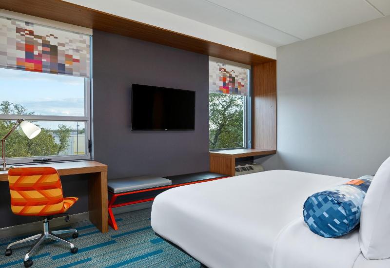 带大床的标准间, Aloft Austin Northwest