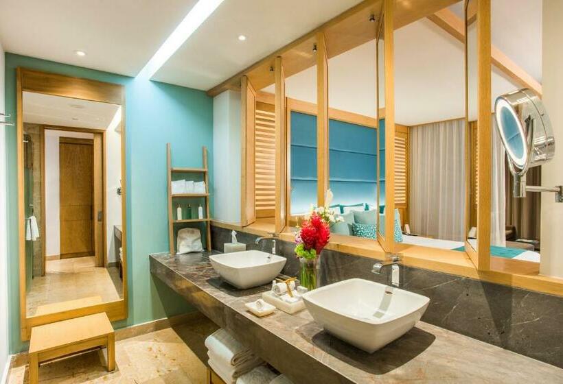 Полулюкс Кровать Кинг, Dreams Playa Mujeres Golf & Spa Resort   All Inclusive