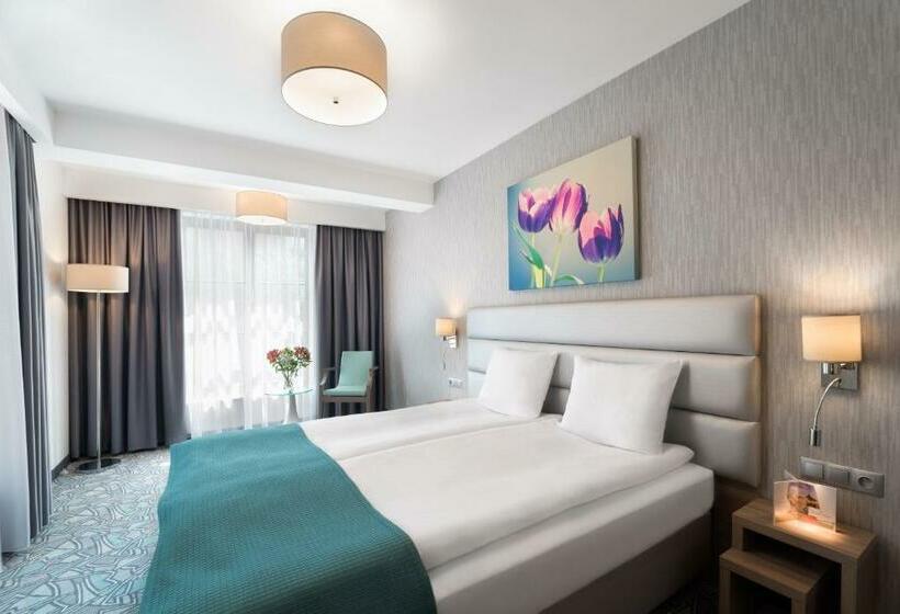 Номер Deluxe, Golden Tulip Krakow Kazimierz