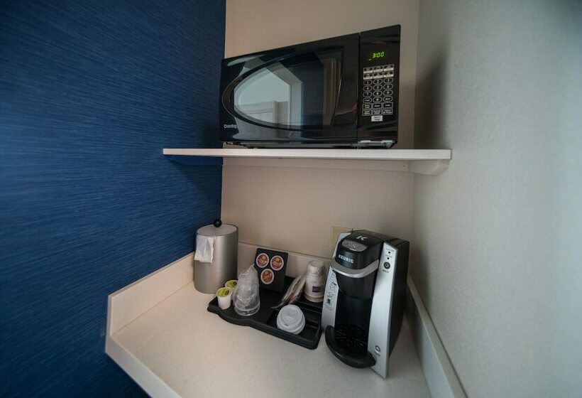 اتاق استاندارد, Holiday Inn Express & Suites   Southaven Central   Memphis, An Ihg