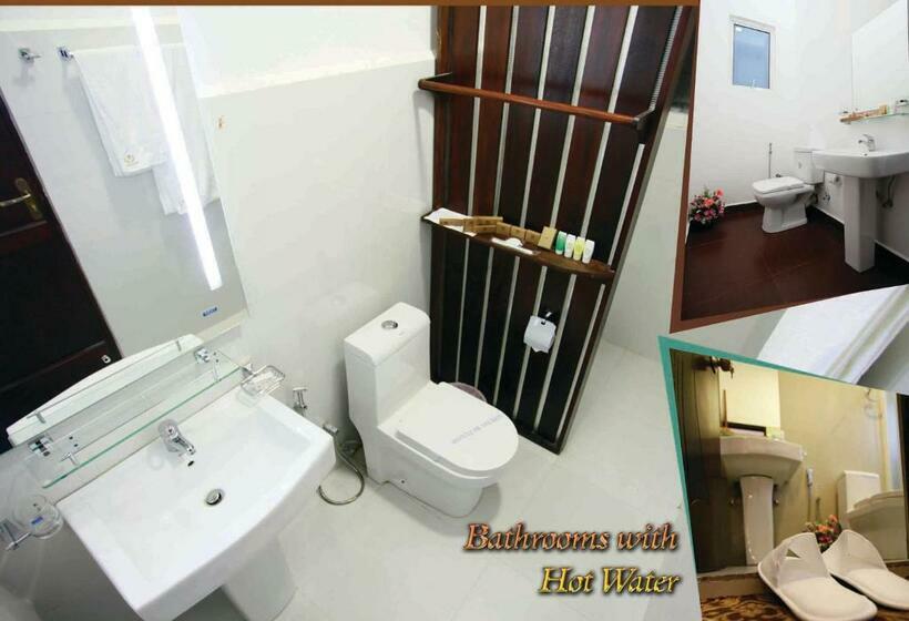 Трехместный Номер Deluxe, The Queensburry City