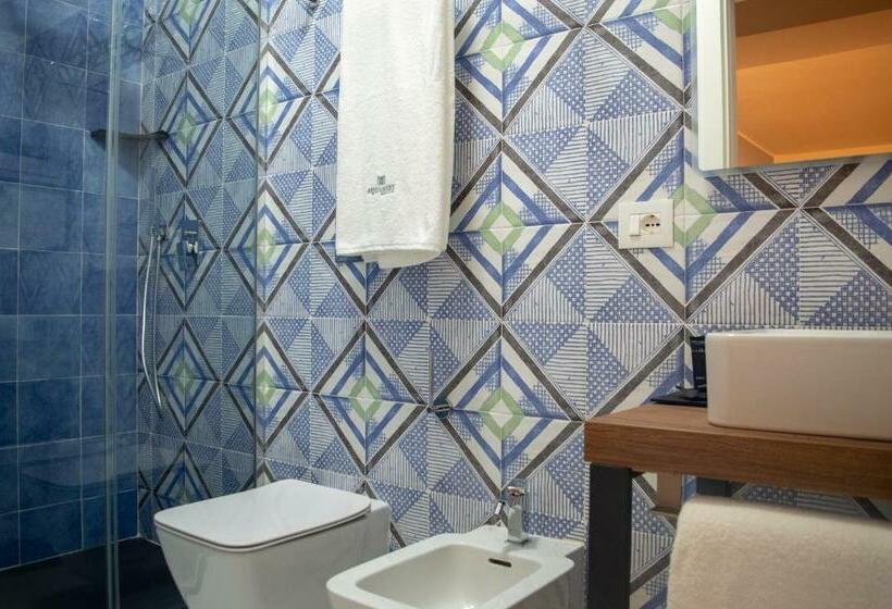Четырехместный Номер Стандарт с Балконом, Aquamaris Design Suite & Spa