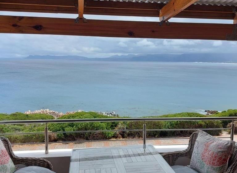 Апартаменты Deluxe 1 Спальня, Kleinzee Oceanfront Guest House