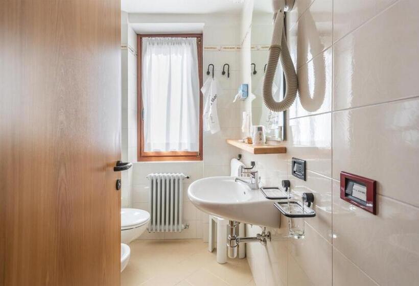 Comfort room with balcony, Alpina