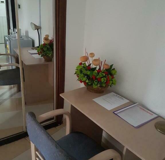 标准单人间, Hill View Hotel West Airport