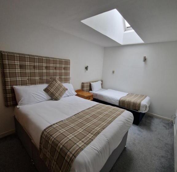 Family Room, Loch Long
