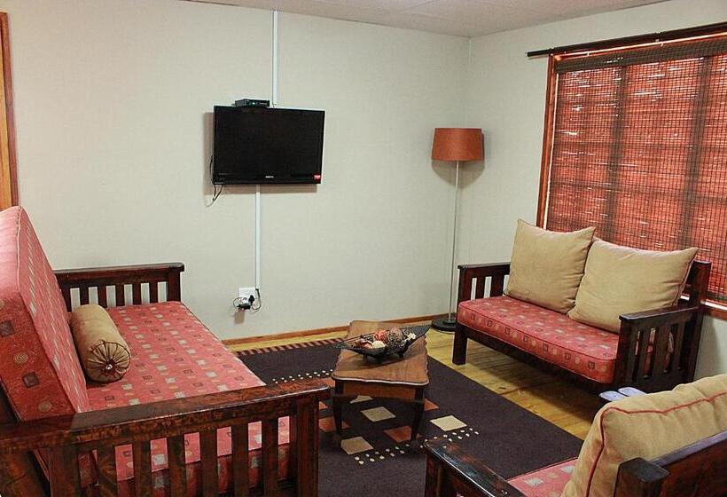 Семейный Номер, A Cherry Lane Self Catering And B&b