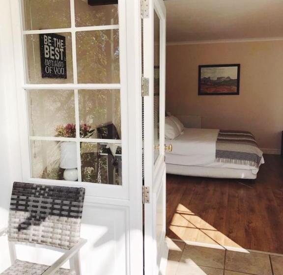 Студия Стандарт, Oude Berg Guesthouse   10 Caledon Street