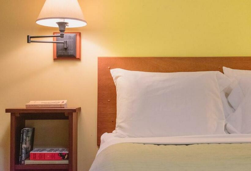 Студия Стандарт, Anderson Valley Inn