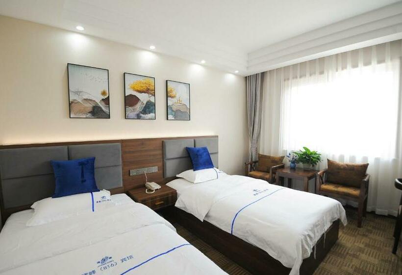 Семейный Номер Deluxe, Chongqing Jianfeng